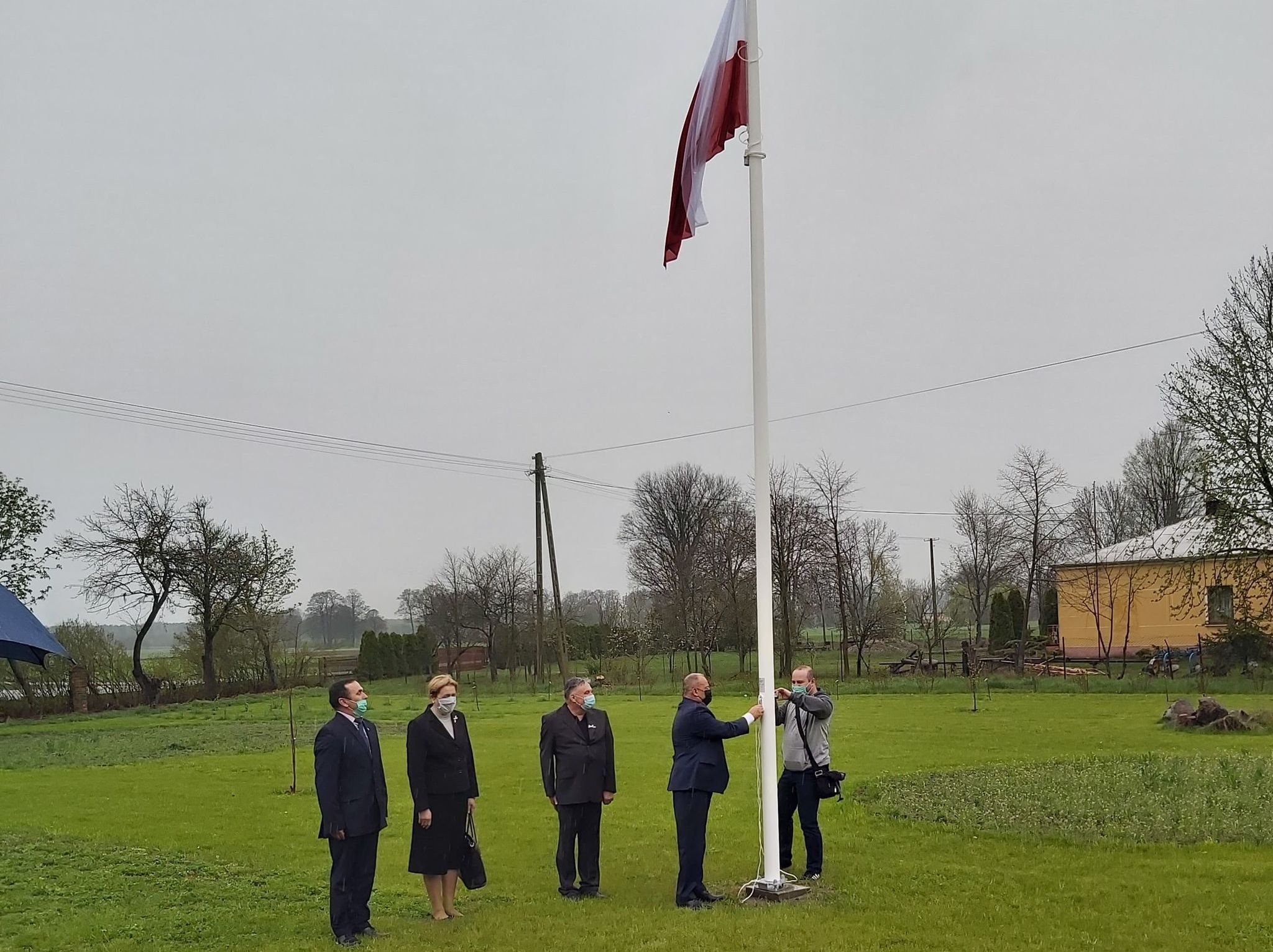 Przekazanie flagi i masztu