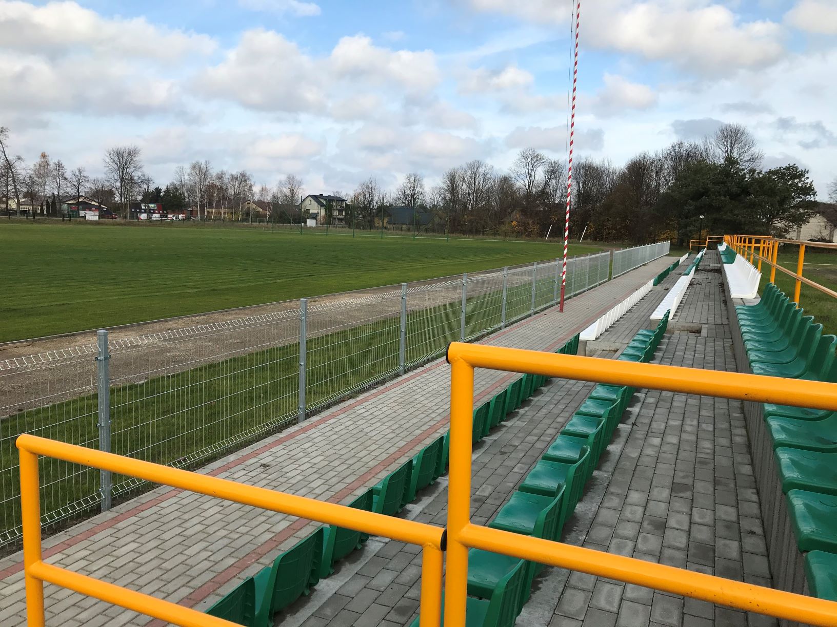 Stadion w Łomazach Stadion w Łomazach